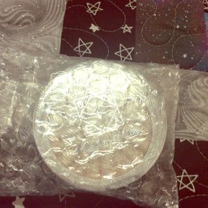 Moon Dance Highlighter